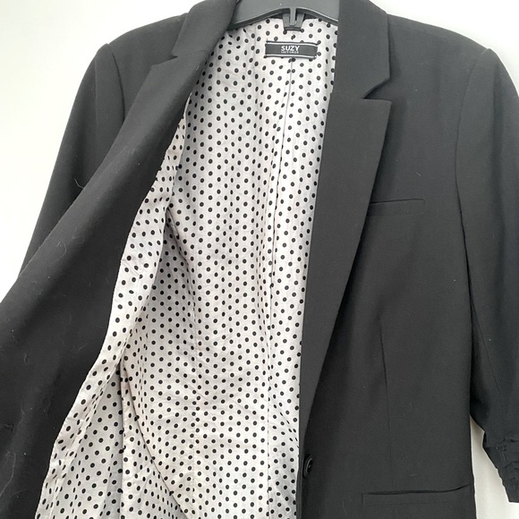 Suzy Shier Blazer - Picture 3 of 3